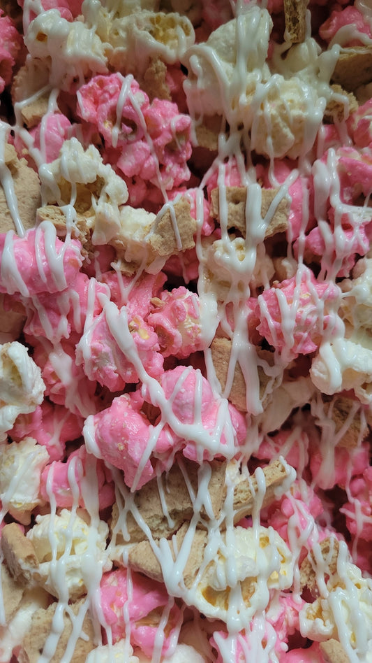 Strawberry cheesecake popcorn