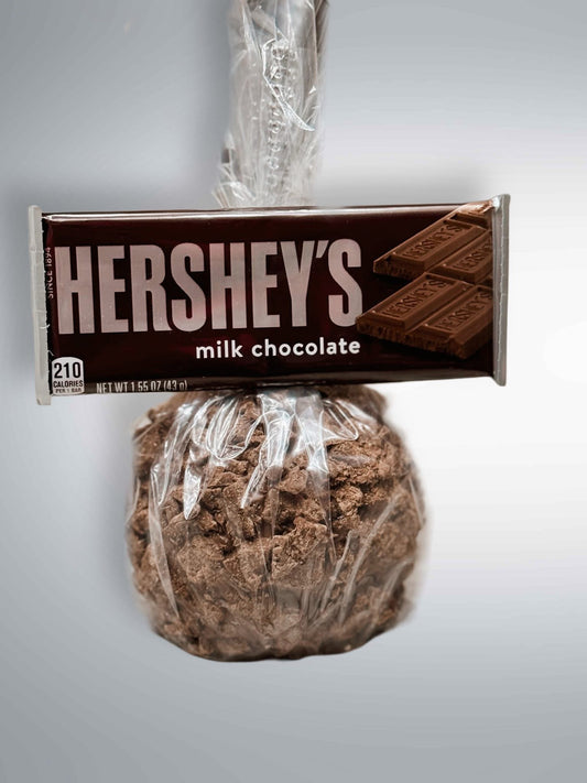 Hershey Candy Bar–Encrusted Caramel Apple